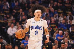 乐鱼体育-你们说我菜?布莱克10中5&三分5中3轰17分5板6助 正负值+15!