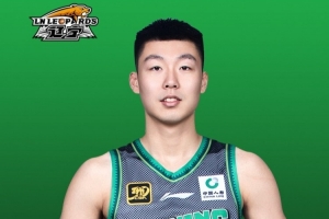 乐鱼体育下载-今天满25岁 祝俞泽辰生日快乐！！！