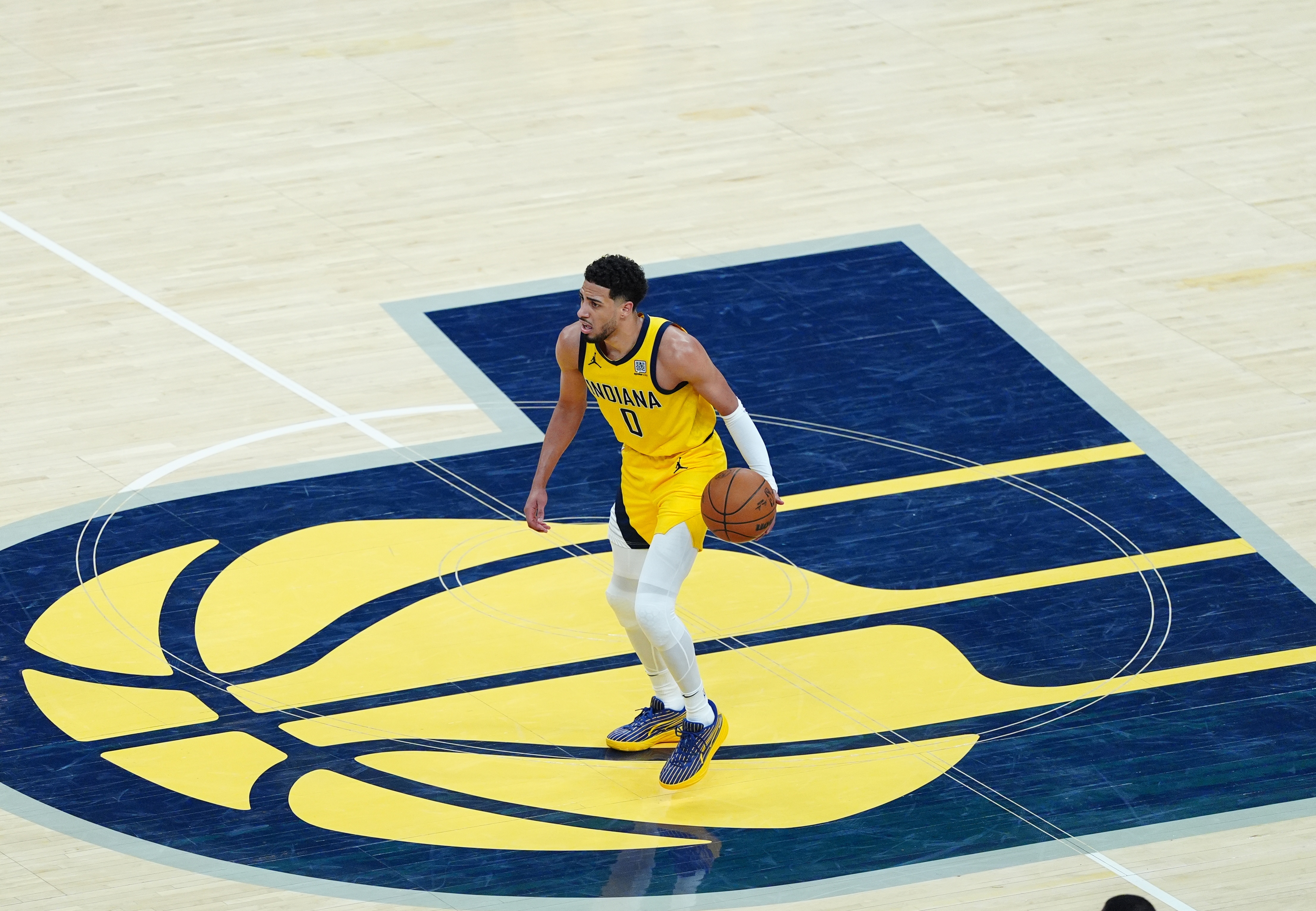 乐鱼体育-哈利伯顿的超巨之路始于三年前:训练师如何激发他打出侵略性