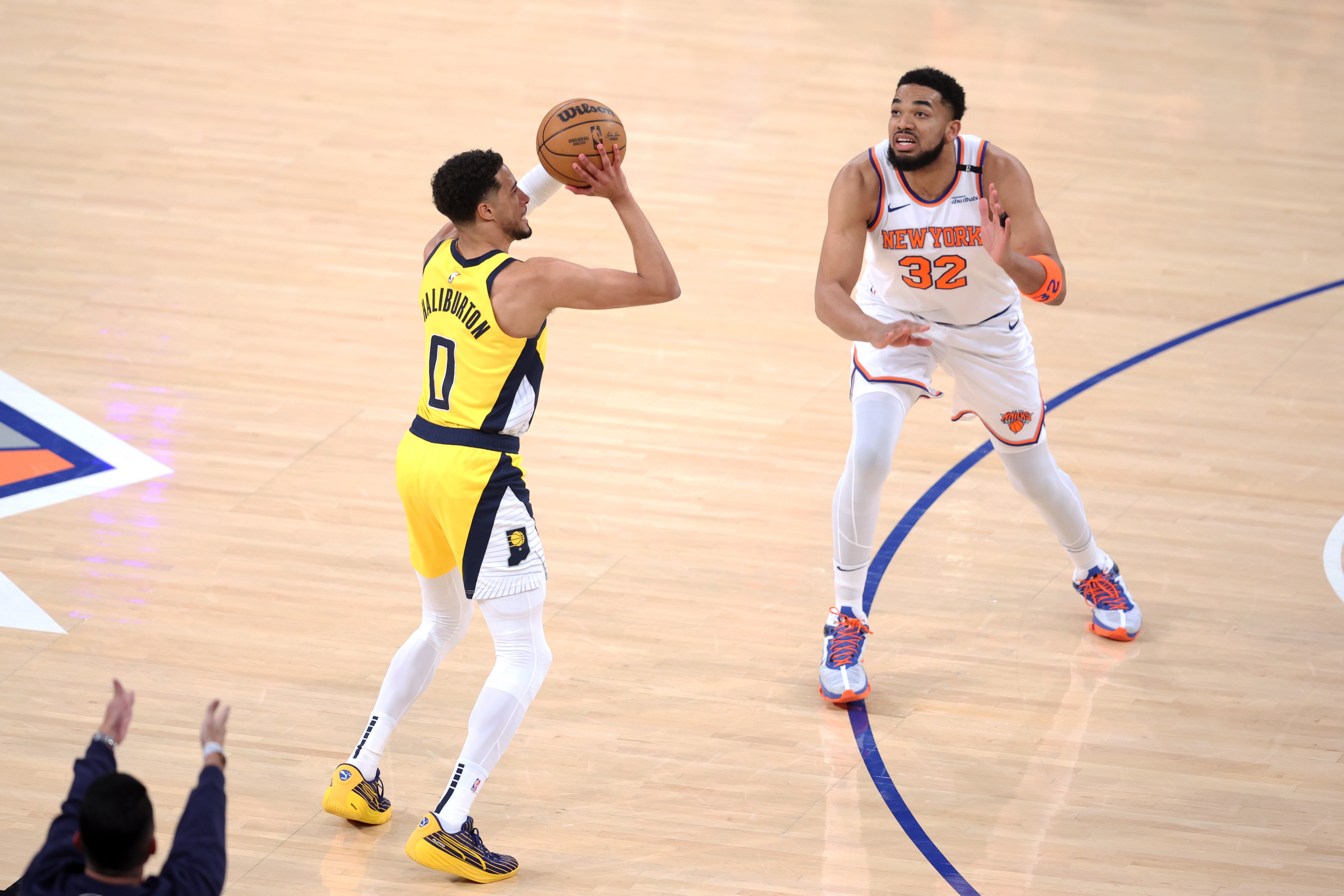 乐鱼体育-哈利伯顿的超巨之路始于三年前:训练师如何激发他打出侵略性