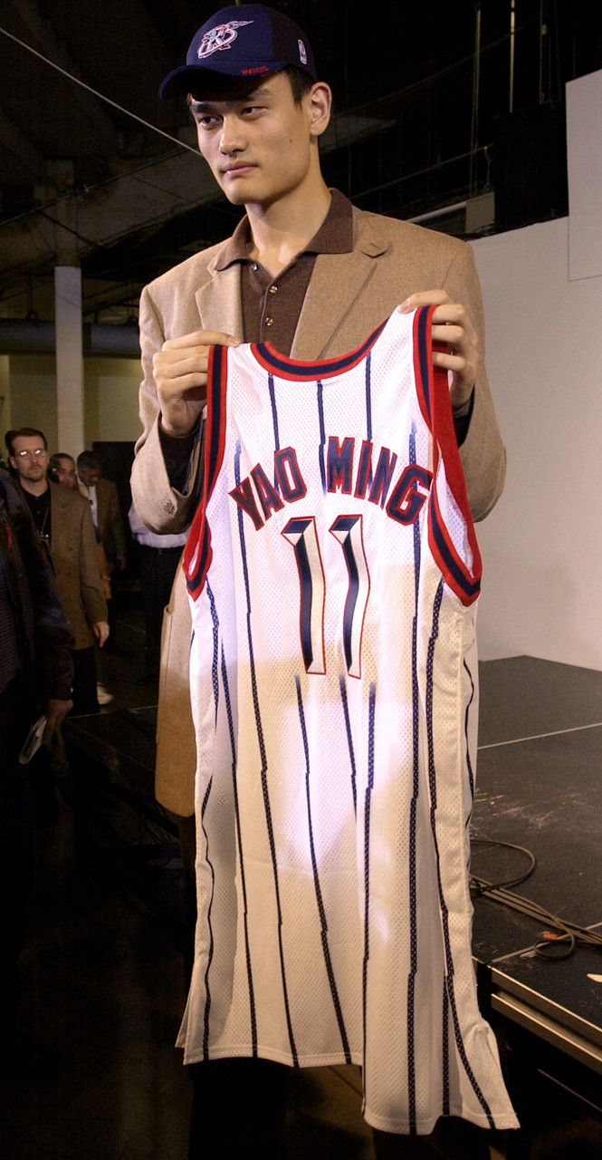 火记深情撰文:23年前火箭的弗拉格式抽签 定义了休斯敦体育🚀