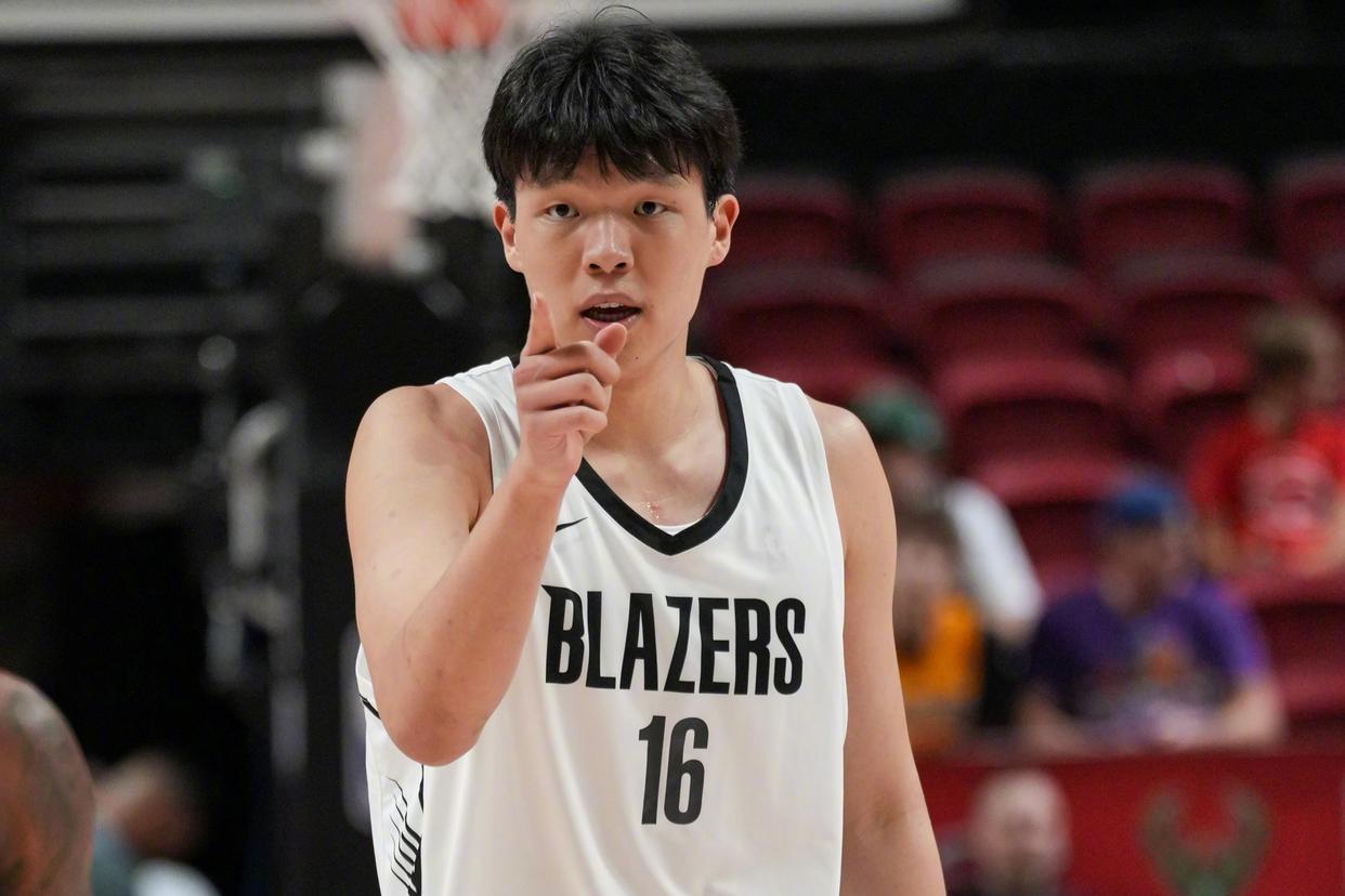 乐鱼网站-国内裁判吹罚夏季联赛!另类中国德比?杨瀚森背靠背,暴力隔扣