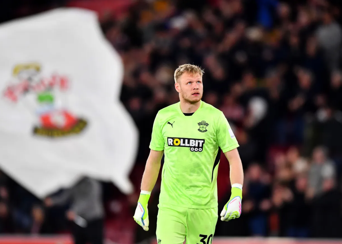 乐鱼体育官方网站-英媒：西汉姆联想签拉姆斯代尔，南安普顿希望获得2000万镑