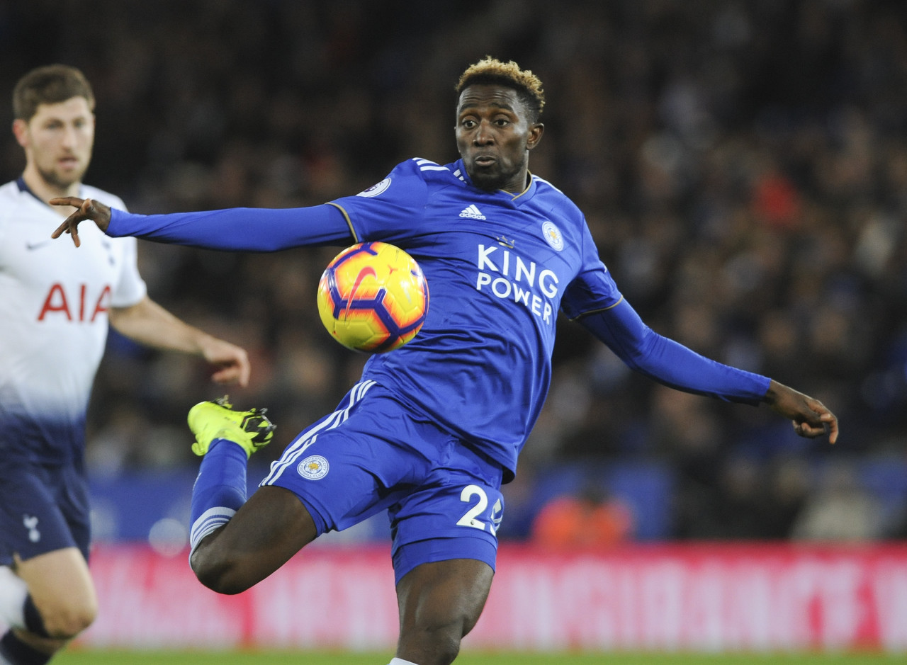 乐鱼网站-德天空记者：德甲球队为莱斯特中场恩迪迪提供邀约，估价1500万欧