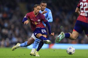 乐鱼体育下载-德媒：哈维-西蒙斯与经纪公司分手，这通常表明球员准备转会