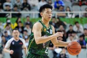 乐鱼网站-37分5板11助！季孟年：林葳在真正享受季后赛舞台 似当年王仕鹏