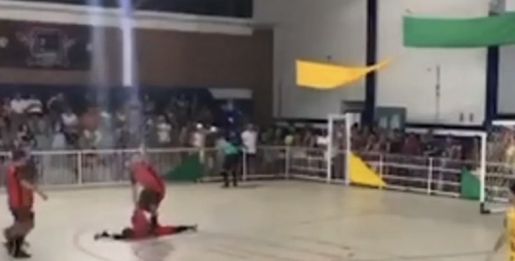 乐鱼网站-巴西五人制门将扑救点球后不幸离世,足坛陷入悲痛