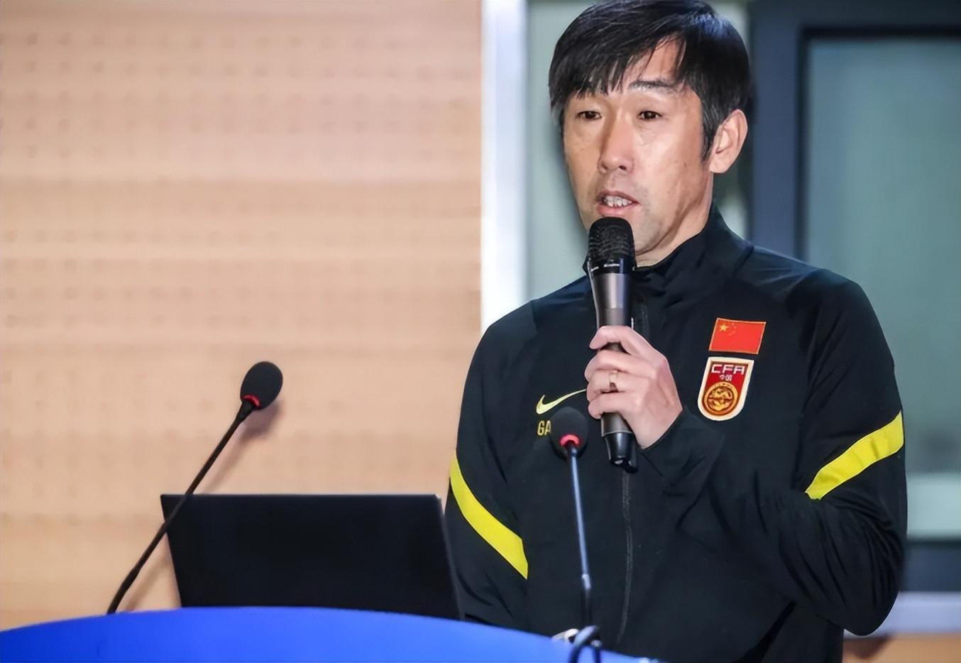 新帅接手武汉三镇首秀爆冷！热身赛跟中乙保级队战平，引发热议