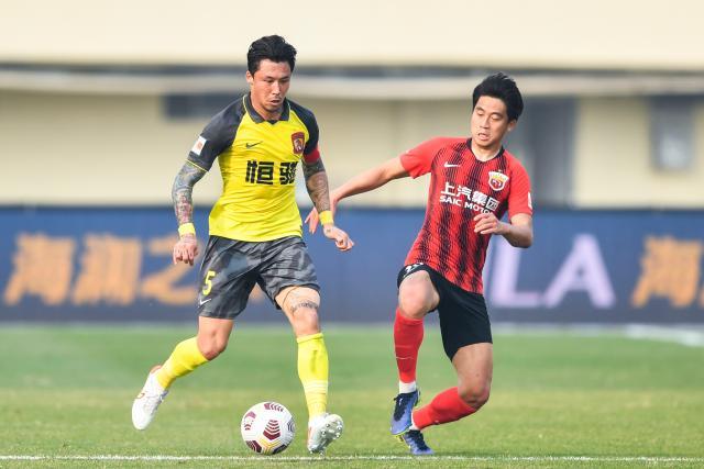 乐鱼体育官方网站-专访张琳芃：回到梦开始的地方 为海港多绣几颗星！