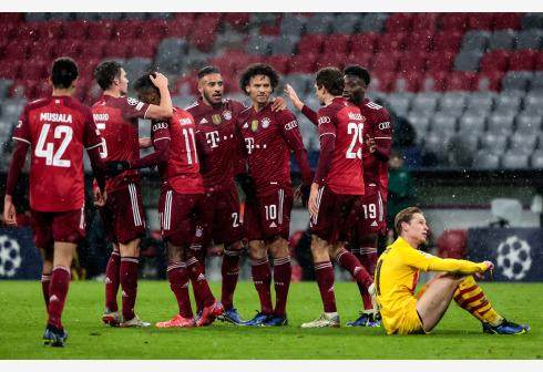 乐鱼体育下载-【盘点】欧冠小组赛略有惊喜 英超围剿拜仁将成大势