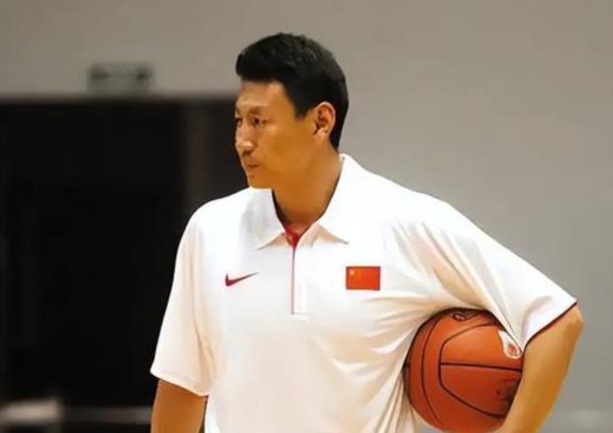 三年禁赛期满，李楠即将复出，可能取代许利民成为首钢新主帅