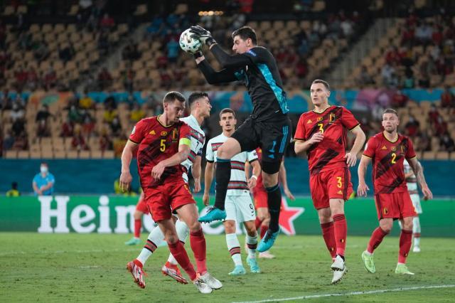 乐鱼网站-丁丁阿扎尔恐难赶上1/4决赛 意大利庆幸避开C罗